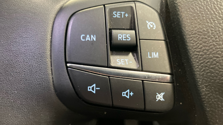 Ford Puma 1.0 EcoBoost Hybrid mHEV Titanium 5dr Petrol Hatchback